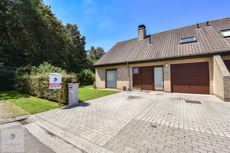 RUIME  WONING met GEZELLIGE TUIN OMGEVEN DOOR GROEN