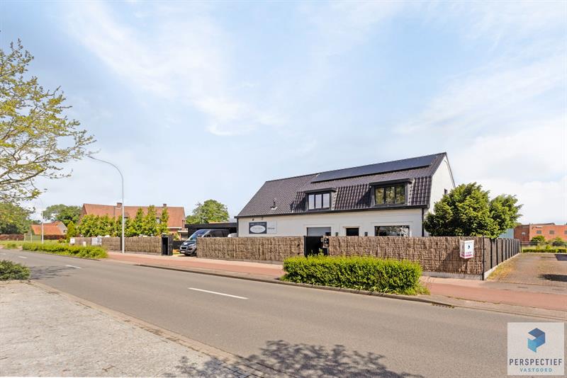 Kwaliteitsvolle afgewerkte woning op uitstekende locatie