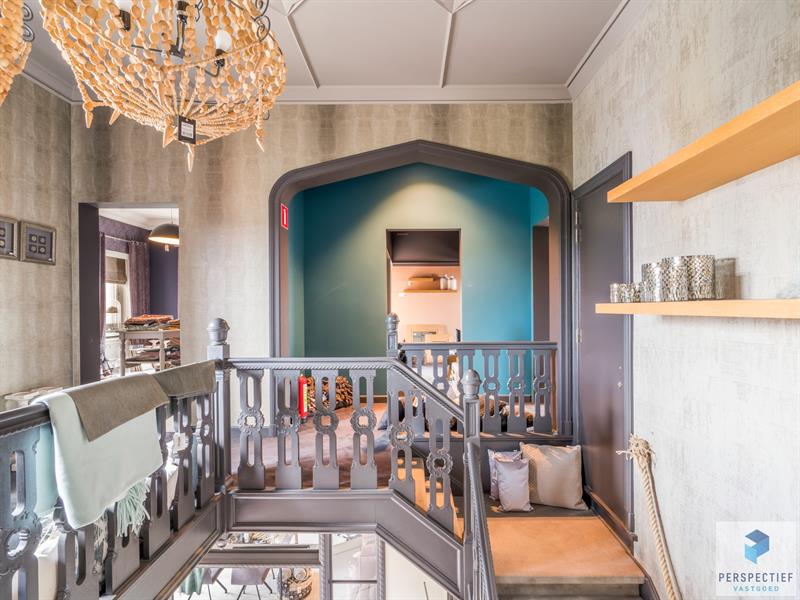 2 handelsruimtes + appartement met mogelijkheden op een strategische ligging te Roeselare - 25