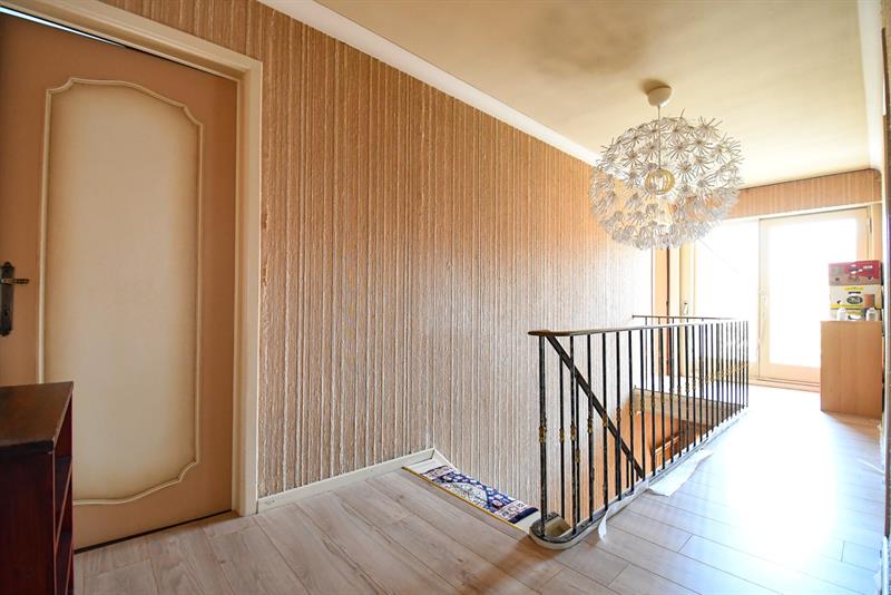 | BEZOEKMOMENT 14/06 van 12u - 14u | STATIGE en ruime woning in het centrum van Oedelem op 1076m² - 10