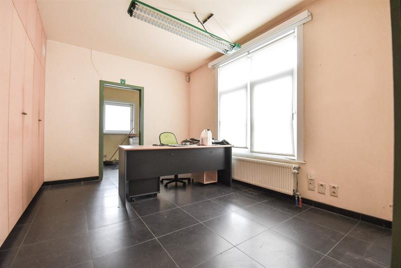 Ruim polyvalent pand bestaande uit winkel en woonst  in centrum Oedelem - 5