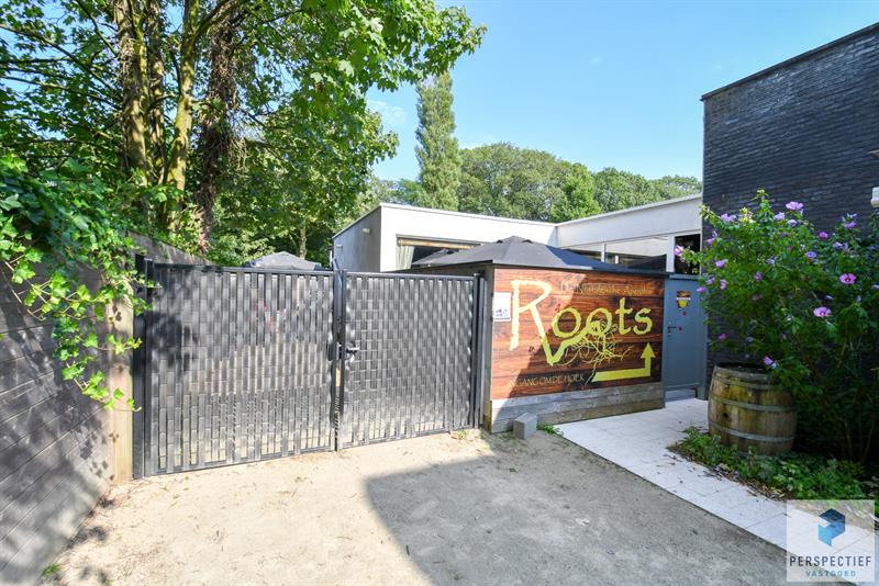 RUIM HANDELSPAND met WOONST op GUNSTIGE ligging - MOGELIJKHEID TOT AANKOOP NAASTLIGGENDE WONING met ZWEMBAD - 5