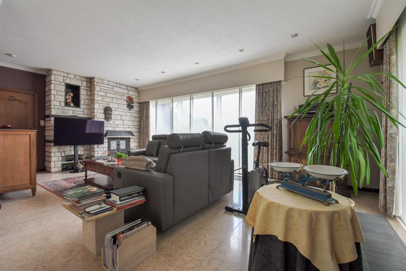 Goed onderhouden statige woning op een perceel van 970m² - 8