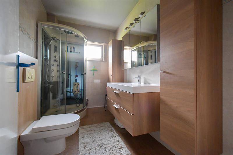 Goed onderhouden statige woning op een perceel van 970m² - 18