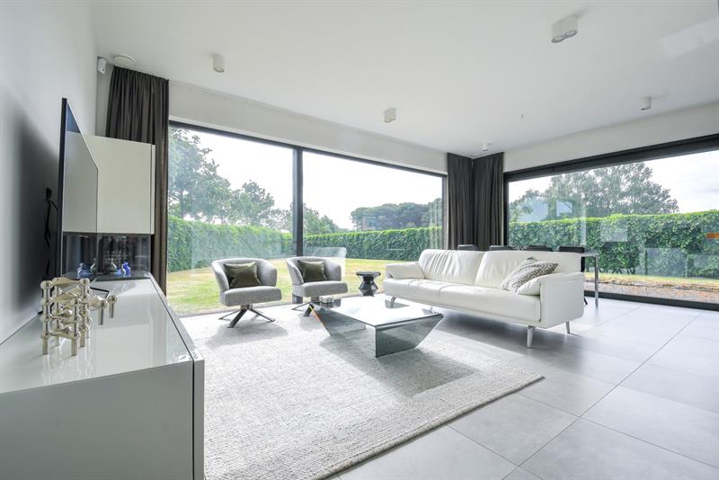 | BEZOEKMOMENT woe 11/06 van 17u - 18u30 | Rustig gelegen architecturale villa omgeven door groen - 5