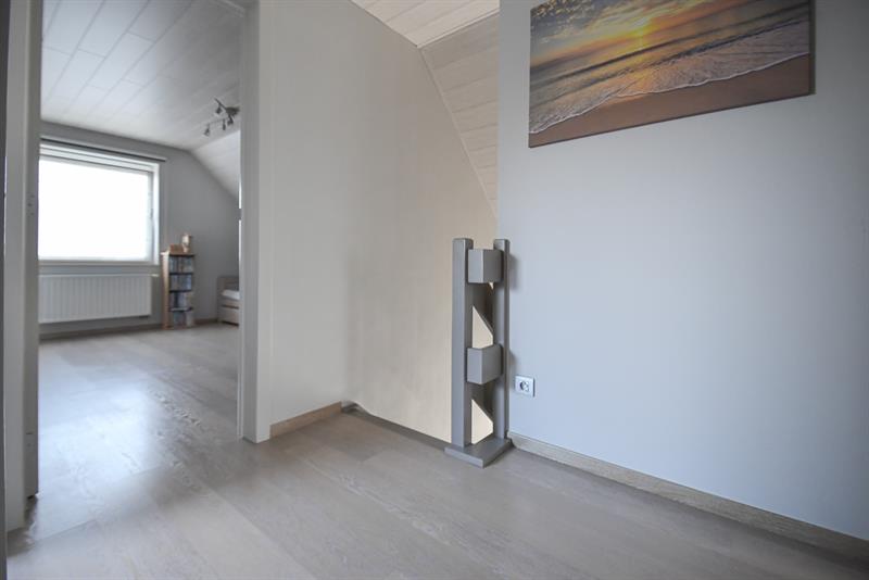 Centraal gelegen ruime energiezuinige woning (ENERGIELABEL A) - 16