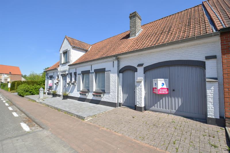 Woning en bungalow met prachtige idyllische tuin en uitweg op 2034 m² - 2