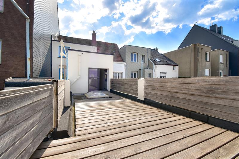 GERENOVEERDE WONING MET 4 SLAAPKAMERS OP EEN BOOGSCHEUT VAN DE ZEEDIJK! - 2
