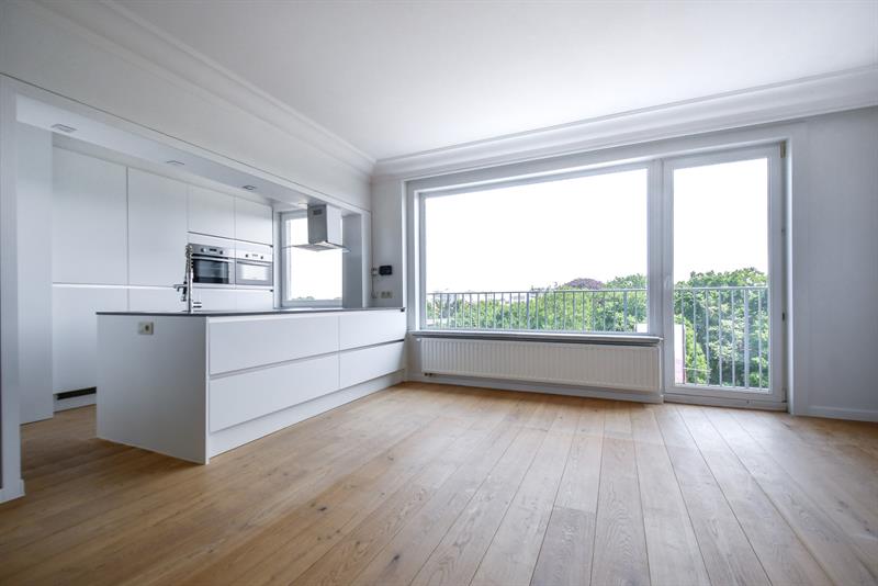 RUIM WOONAPPARTEMENT met PANORAMISCH ZICHT, 2 SLPKS en 2 TERRASSEN - 3