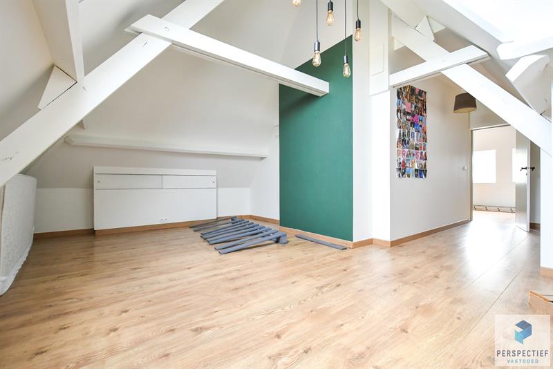 Karaktervolle villa met 5 slpk en atelier op 2291m² te Rollegem - 28