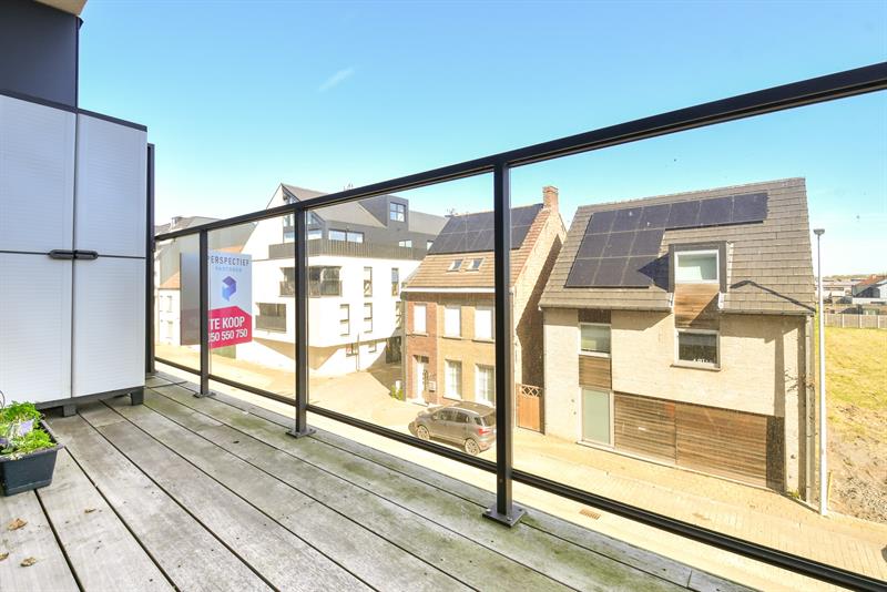 RUIM APPARTEMENT (2de verd) met 2 SLPK & TERRAS - 2