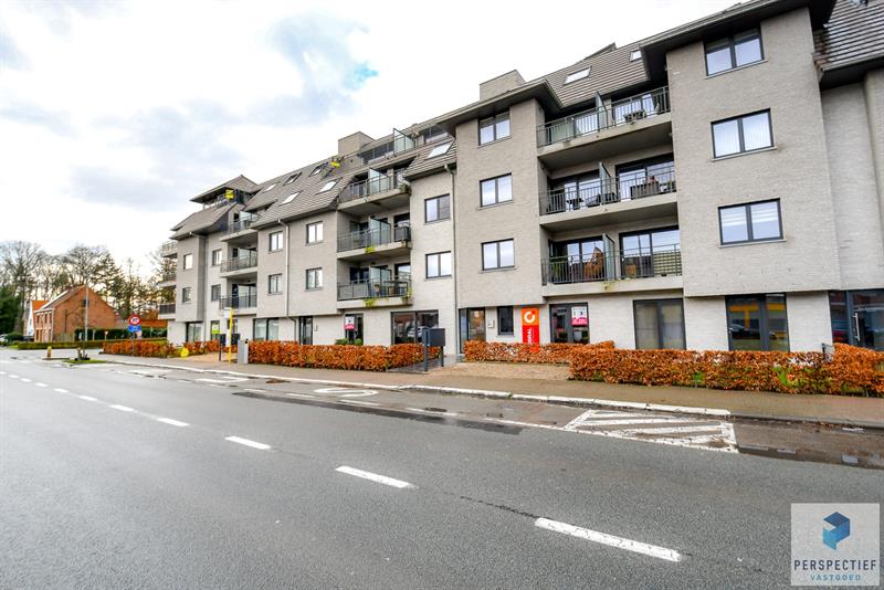 RUIM handelspand met 7 bureauruimtes - 1