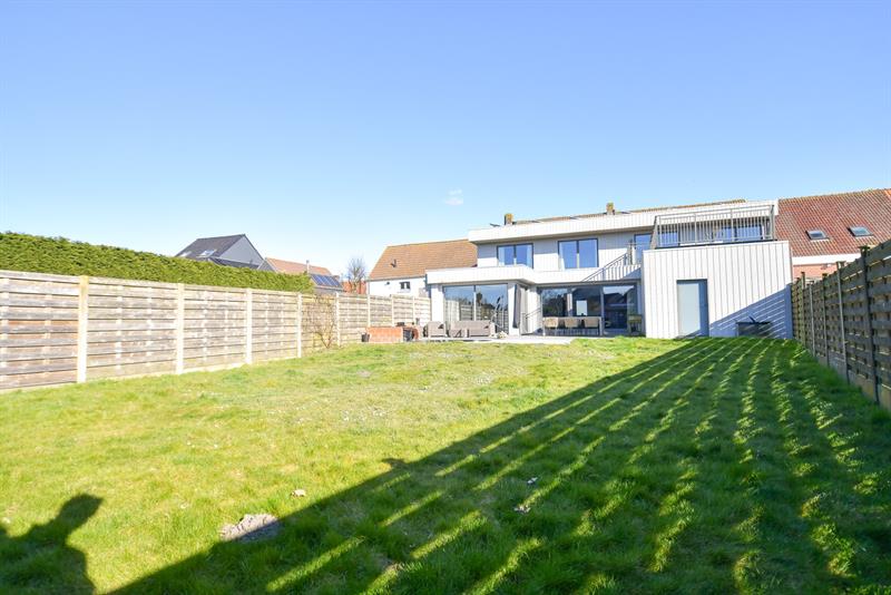 Ruime (WOONOPP: 282m²) energiezuinige ( A LABEL) woning met 4 SLPKS, tuin en garage - 18