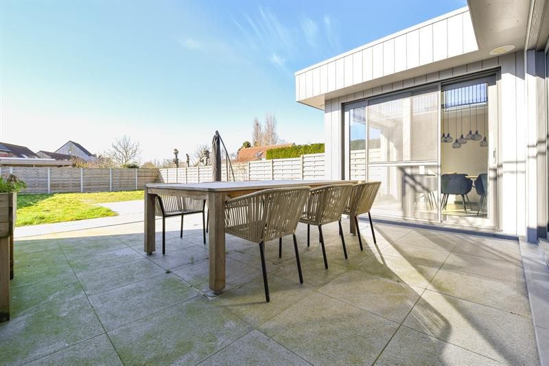 Ruime (WOONOPP: 282m²) energiezuinige ( A LABEL) woning met 4 SLPKS, tuin en garage - 19