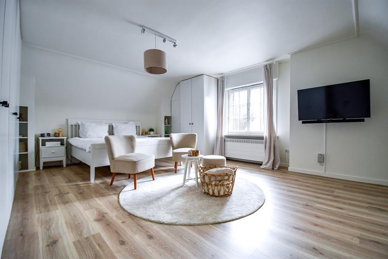 IN OPTIE - COMPROMIS IN OPMAAK | CHARMANTE villa met garage en tuin op 663m² aan het bos van Hertsberge. - 11