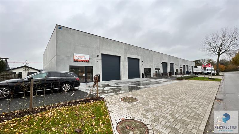 Grote Loods te huur in het industriepark van Beernem - 10
