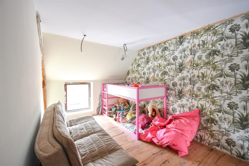 BEZOEKMOMENT ZATERDAG 13/09 VAN 9U TOT 10U30 | Gezinswoning met 3 slaapkamers, diepe tuin en enorm veel potentieel. - 10