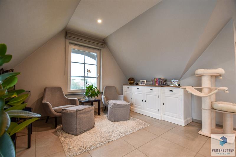 Volledig afgewerkt recent appartement met 2 terrassen (57m²) en garage (39m²) - 7