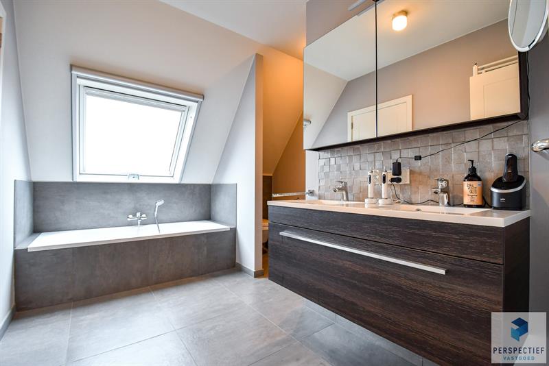 Volledig afgewerkt recent appartement met 2 terrassen (57m²) en garage (39m²) - 13