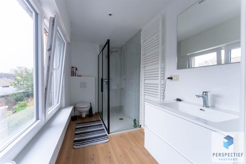 BEZOEKMOMENT ZATERDAG 22/11 VAN 12U TOT 14U |Gerenoveerde woning met tuin op toplocatie - 11