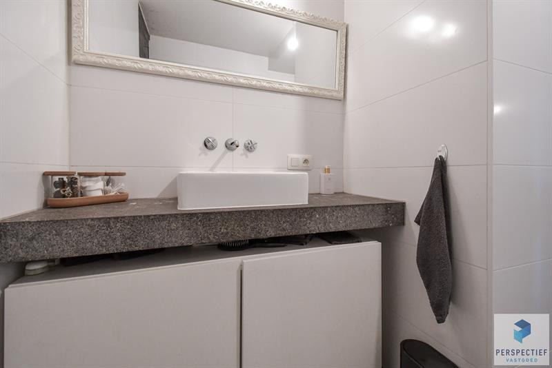 Ruim en modern woonappartement (bouwjaar 2020) met 2 slaapkamers en terras. - 13