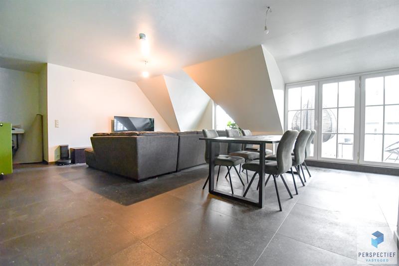 Ruim en modern woonappartement (bouwjaar 2020) met 2 slaapkamers en terras. - 2