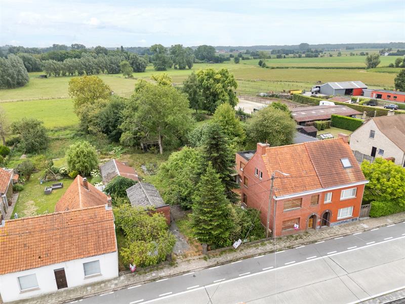 GOED GELEGEN te renoveren WONING met LANDELIJK UITZICHT op 1545m² - 1