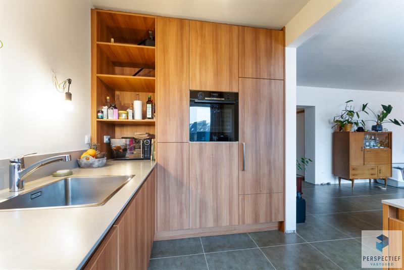 IN OPTIE - NA HET 1STE BEZOEKMOMENT | Gerenoveerd appartement met 2 slaapkamers en terras in een kleinschalige residentie. - 6