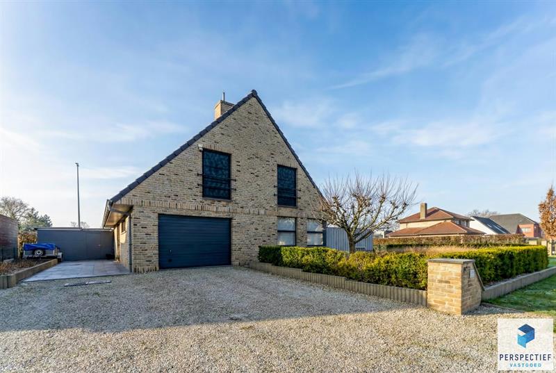 Centraal gelegen villa  met mooie tuin op 734 m² - 1