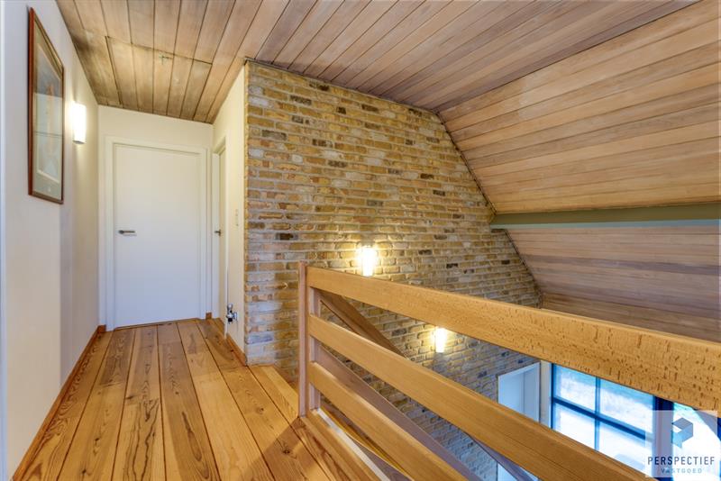 Centraal gelegen villa  met mooie tuin op 734 m² - 18