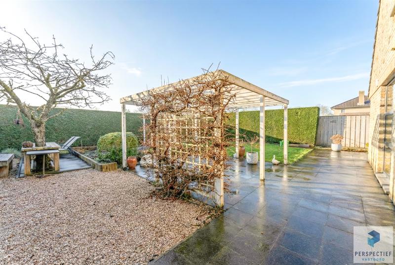 Centraal gelegen villa  met mooie tuin op 734 m² - 20