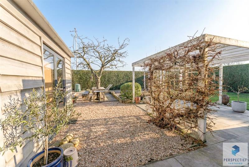 Centraal gelegen villa  met mooie tuin op 734 m² - 21