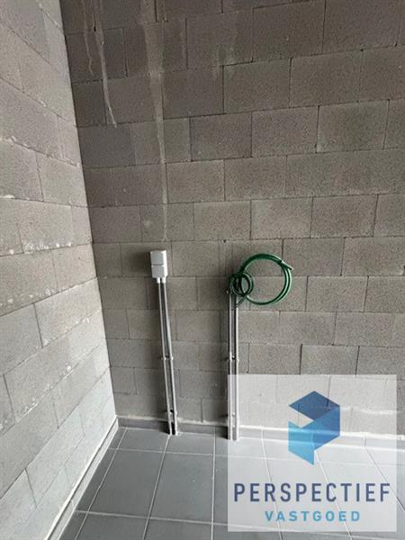 RUIME garagebox met automatische poort - 5