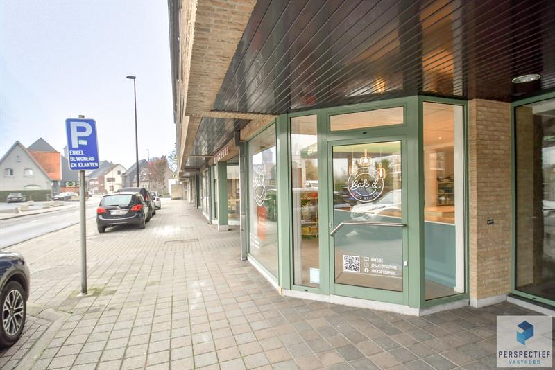 Handelspand/appartement met sterke commerciële uitstraling in Knesselare - 13