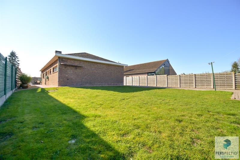 UITSTEKEND GELEGEN GELIJKVLOERSE WONING met 4 slaapkamers en tuin - 4