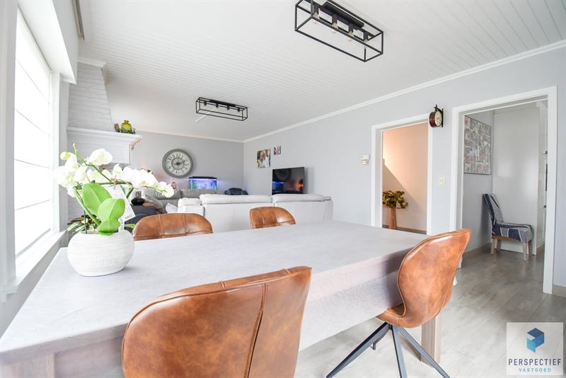 UITSTEKEND GELEGEN GELIJKVLOERSE WONING met 4 slaapkamers en tuin - 9