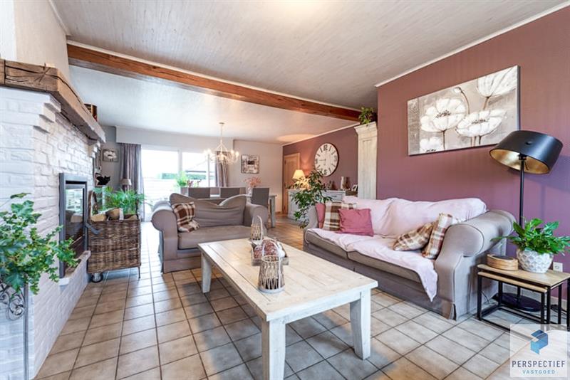 Uniek gelegen charmante woning met grote tuin in een rustige landelijke omgeving - 3