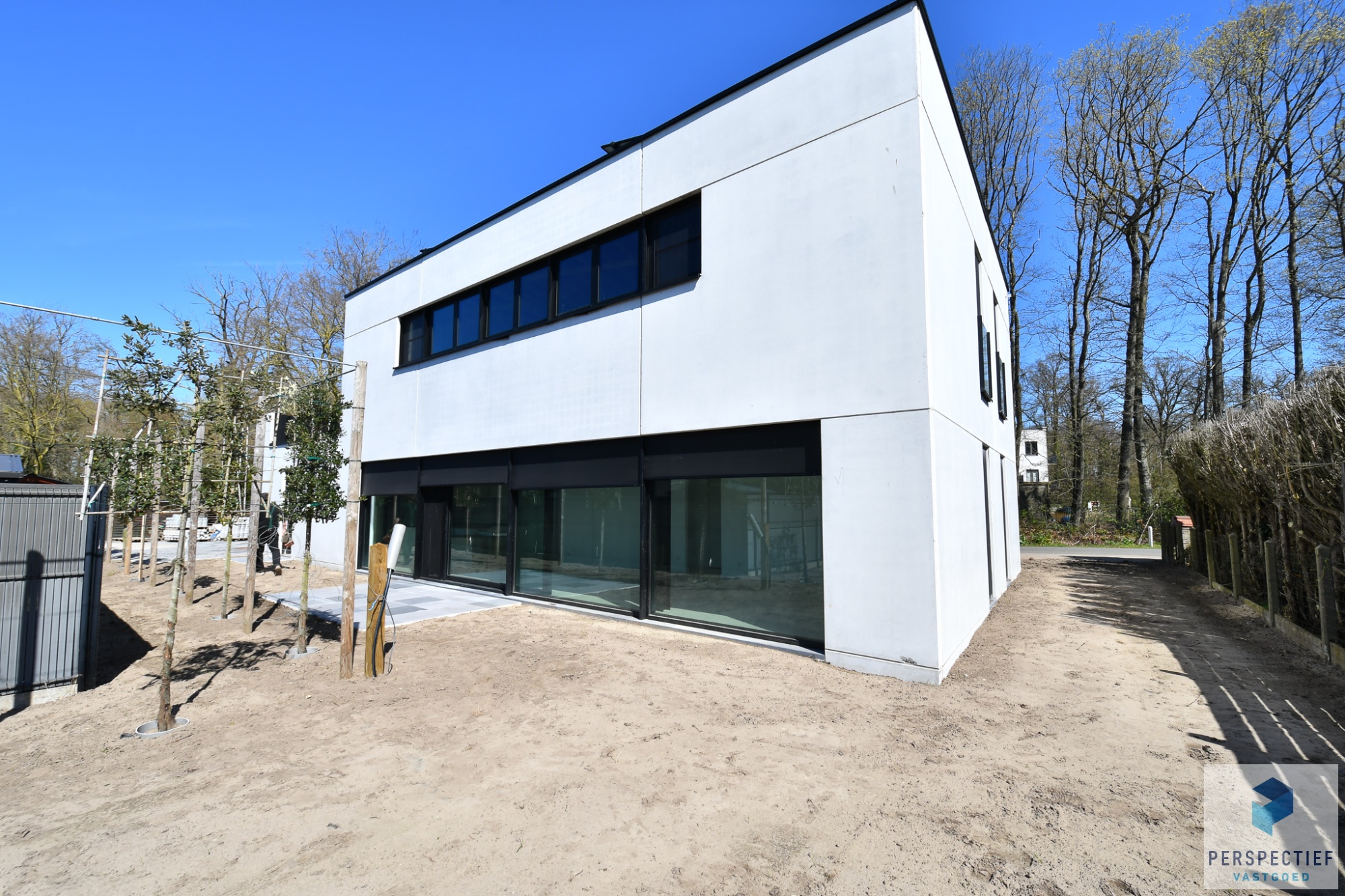 BEZOEKMOMENT WOENSDAG 29/04 VAN 16U30 TOT 18U | Ruim en lichtrijk nieuwbouwappartement met 2 slpks en garage