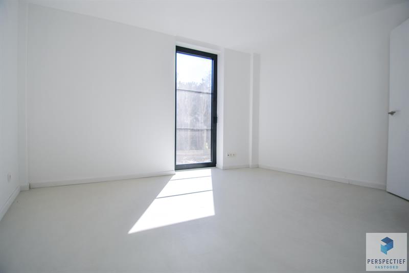 BEZOEKMOMENT WOENSDAG 29/04 VAN 16U30 TOT 18U | Ruim en lichtrijk nieuwbouwappartement met 2 slpks en garage - 7