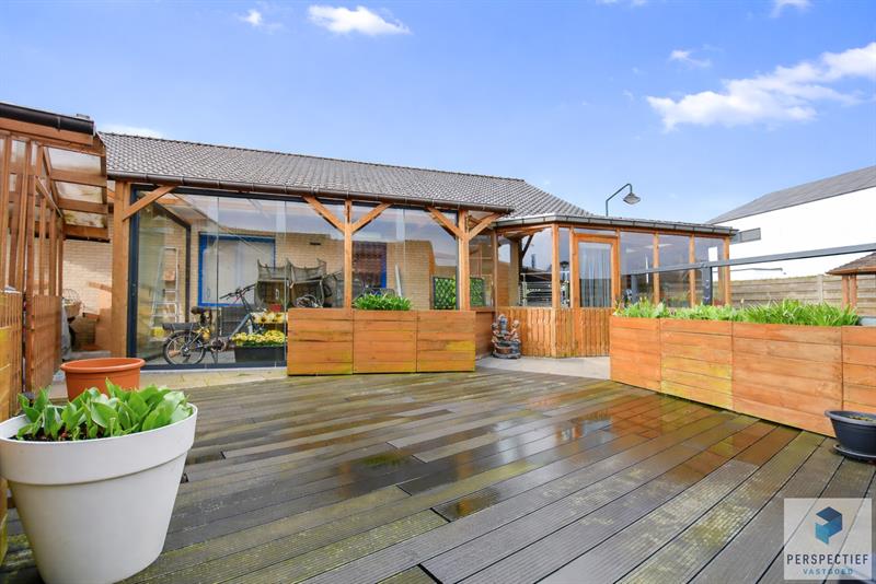BEZOEKMOMENT ZATERDAG 23/05 VAN 9U TOT 11U | UITSTEKEND GELEGEN GELIJKVLOERSE WONING - 3