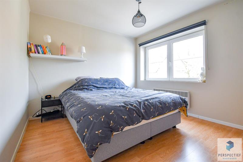 Rustig gelegen ruime halfopen woning met uitweg & bijgebouw/garage - 20