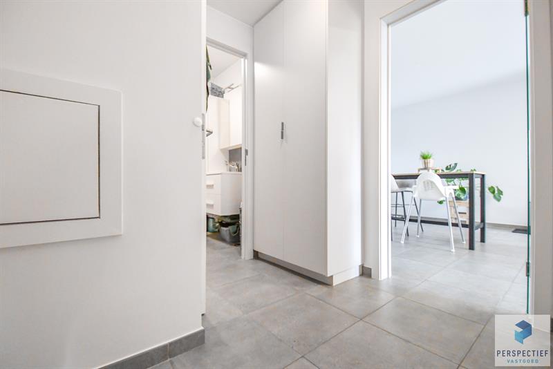 Ruim gelijkvloers appartement met 2 slaapkamers, voor- én achtertuin met terras & mogelijkheid tot aankoop staanplaats - 10