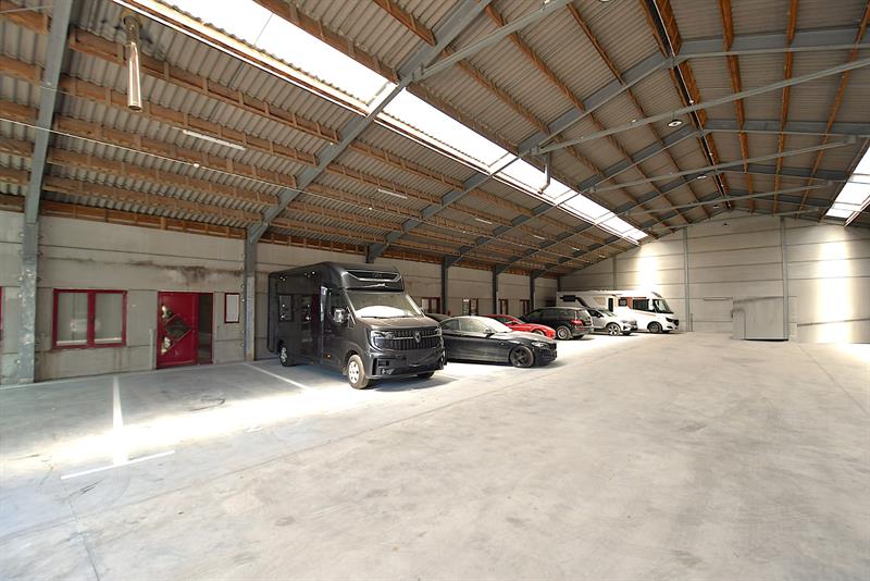 Loods (850m²) te koop in het industriepark SCHATTING te Zedelgem - 5