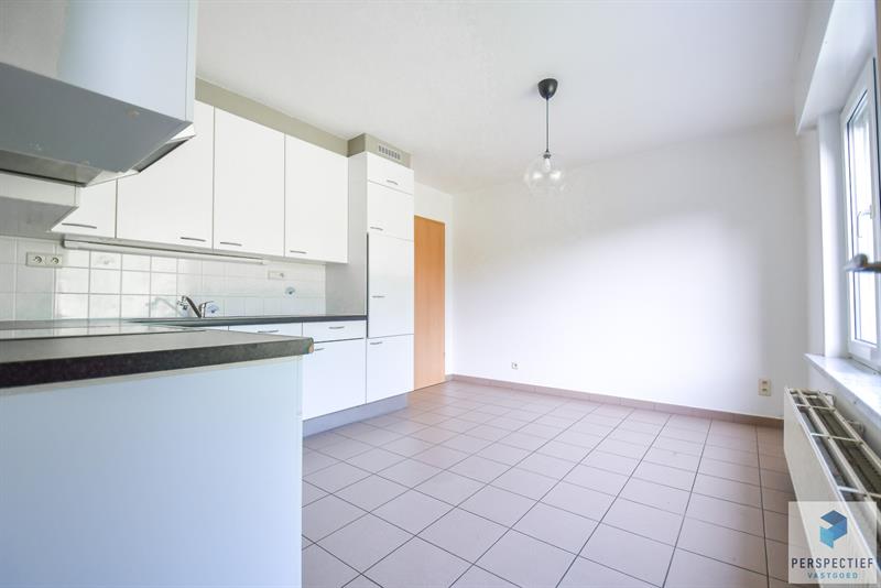 Instapklare GROTE (227m²) halfopen bebouwing (BJ 2001) met 4 slpks, dubbele garage & tuin - 8