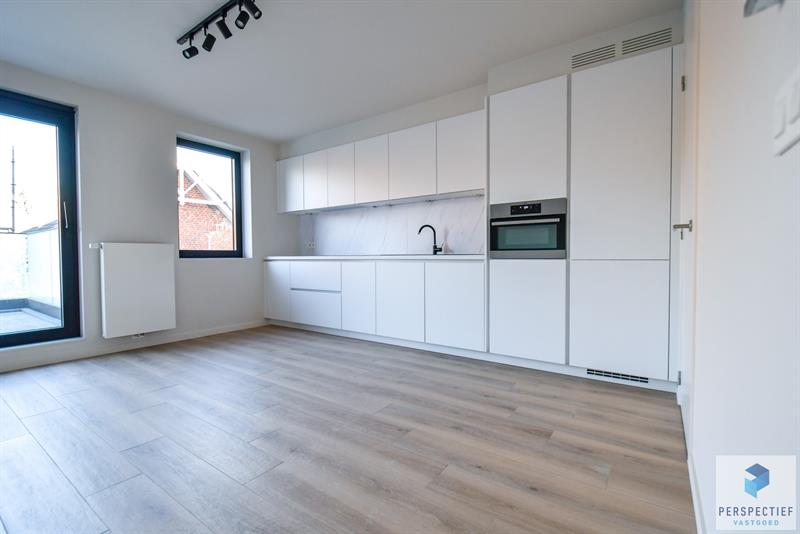 BEZOEKMOMENT WOENSDAG 17/06 VAN 16U30 TOT 18U | RECENT ENERGIEZUINIG APPARTEMENT met TERRAS & AUTOSTAANPLAATS - 7