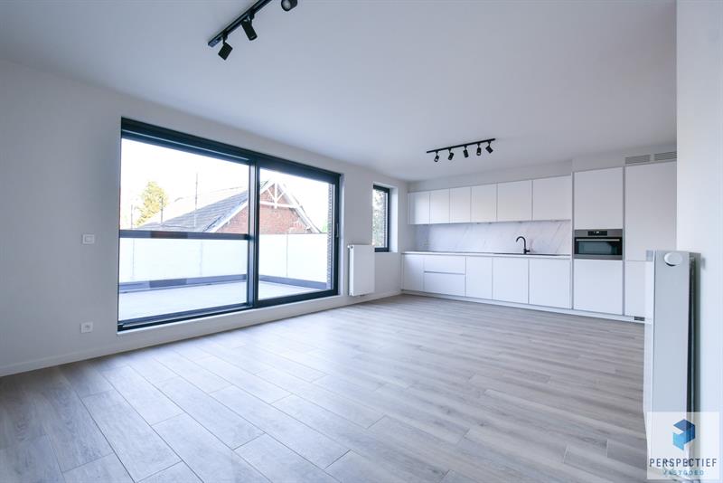 BEZOEKMOMENT WOENSDAG 17/06 VAN 16U30 TOT 18U | RECENT ENERGIEZUINIG APPARTEMENT met TERRAS & AUTOSTAANPLAATS - 6