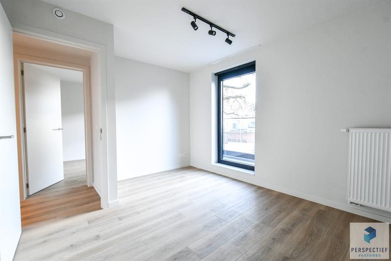 BEZOEKMOMENT WOENSDAG 17/06 VAN 16U30 TOT 18U | RECENT ENERGIEZUINIG APPARTEMENT met TERRAS & AUTOSTAANPLAATS - 11