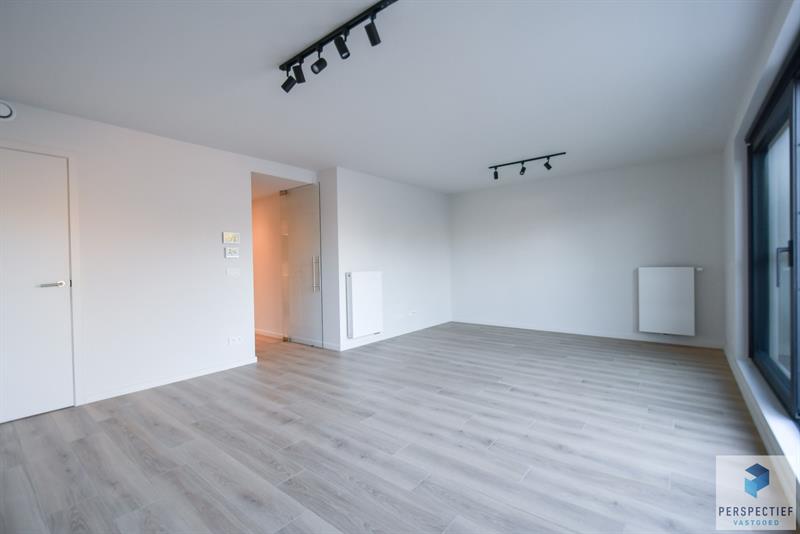 BEZOEKMOMENT WOENSDAG 17/06 VAN 16U30 TOT 18U | RECENT ENERGIEZUINIG APPARTEMENT met TERRAS & AUTOSTAANPLAATS - 9