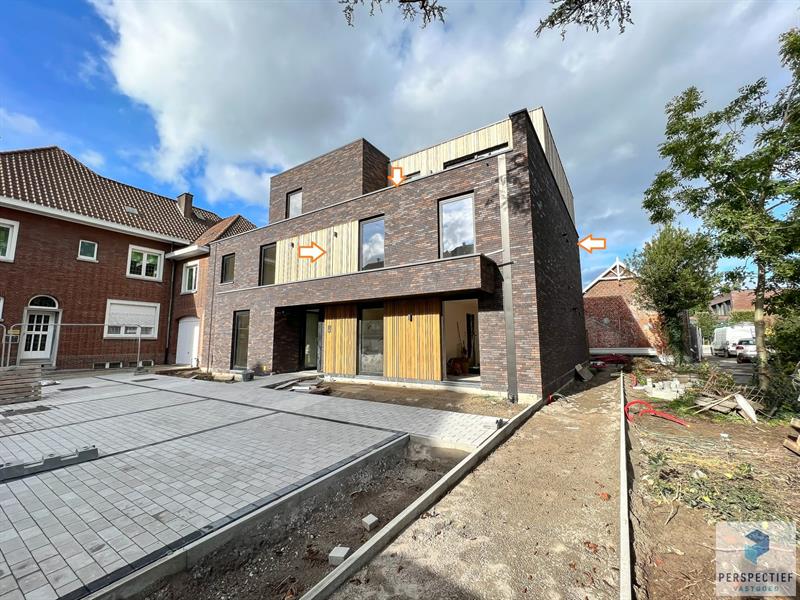 BEZOEKMOMENT WOENSDAG 17/06 VAN 16U30 TOT 18U | RECENT ENERGIEZUINIG APPARTEMENT met TERRAS & AUTOSTAANPLAATS - 1