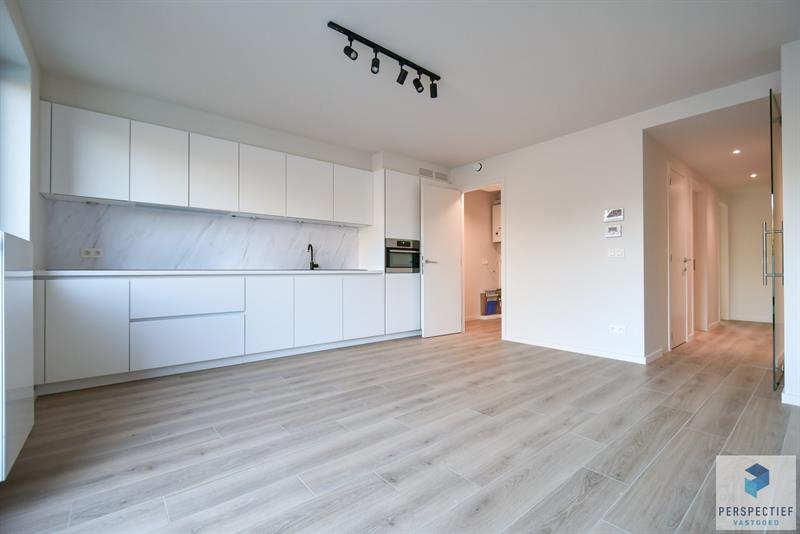 BEZOEKMOMENT WOENSDAG 17/06 VAN 16U30 TOT 18U | RECENT ENERGIEZUINIG APPARTEMENT met TERRAS & AUTOSTAANPLAATS - 4